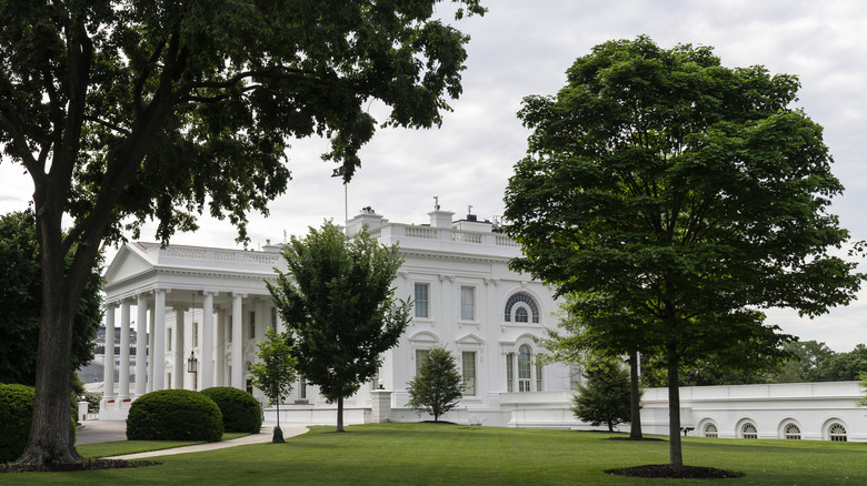 A side view of the White House