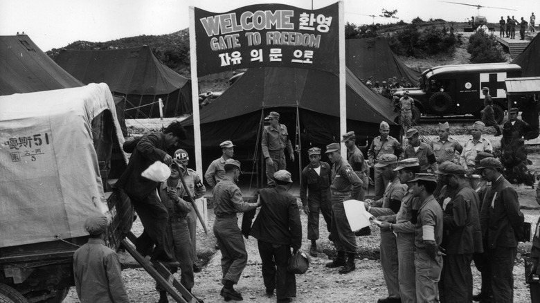 Exchange of prisoners in the Korean War