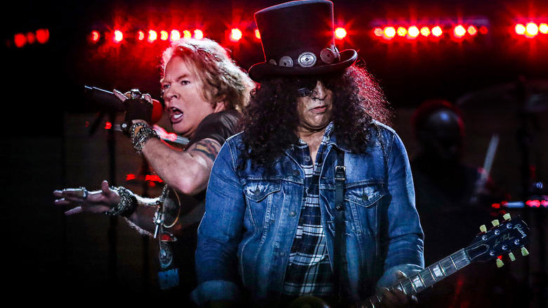 Axl Rose and Slash on stage