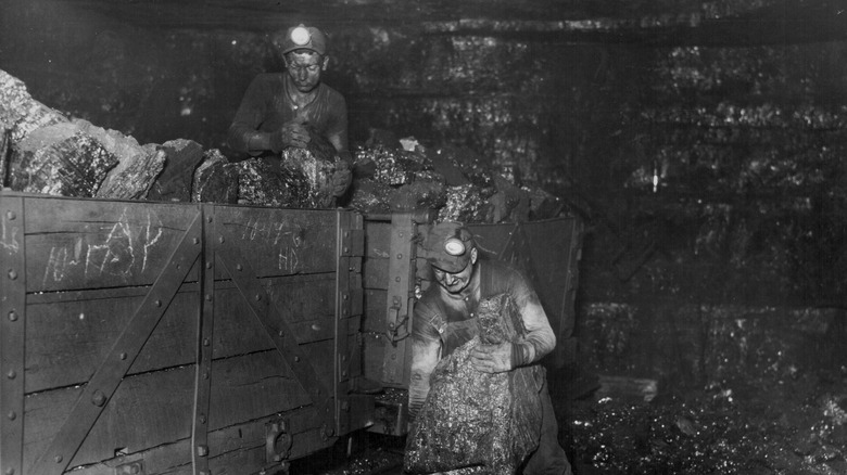 coal miners in coal mine