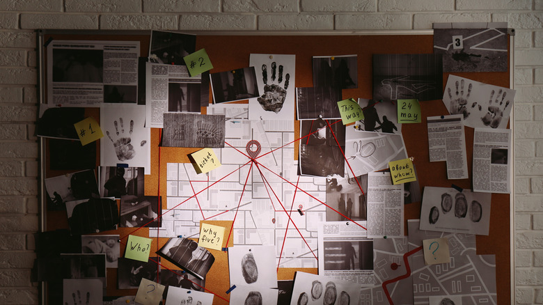 Detective board