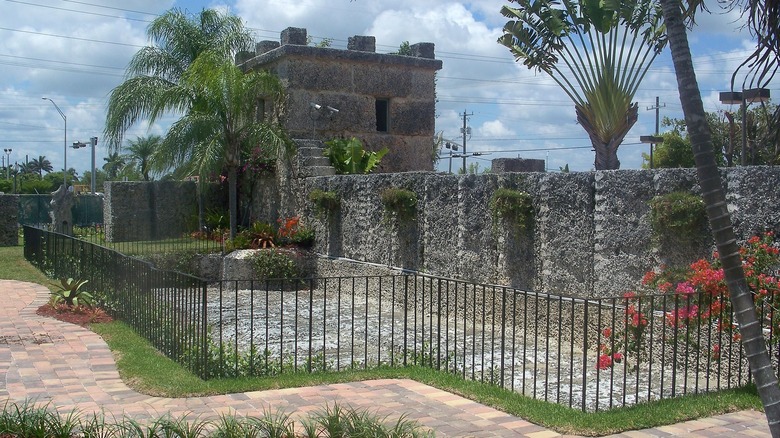 Coral castle tower and quarr