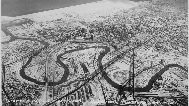 Downtown Cleveland from above 1937