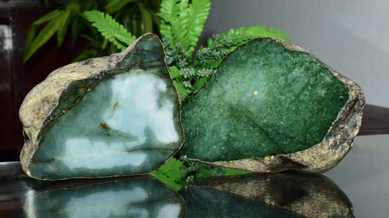 Cut jade stone