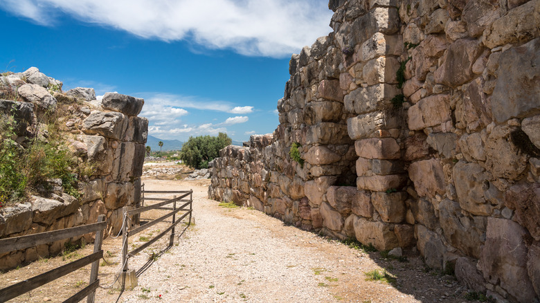 palace of Tiryns