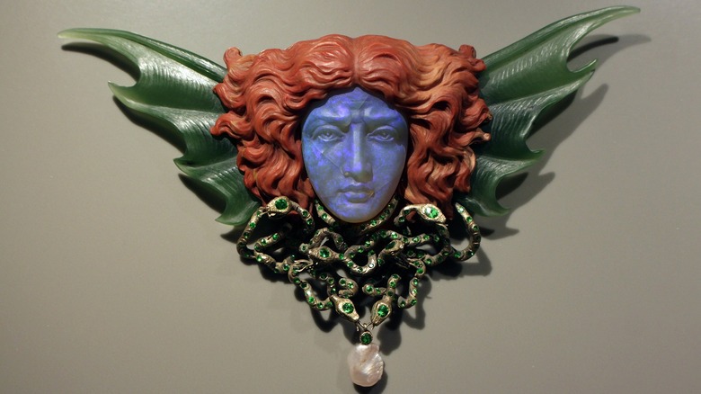 Gorgon brooch showing Medusa