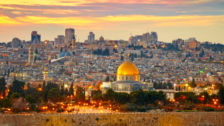 Dome of the rock skyline view