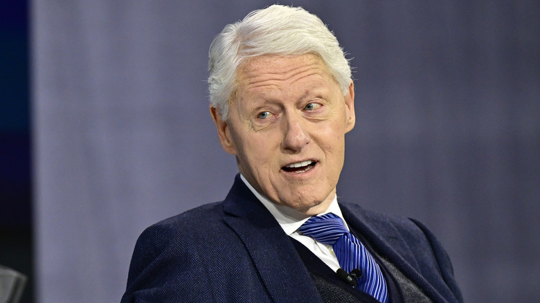 Bill Clinton looking to his left