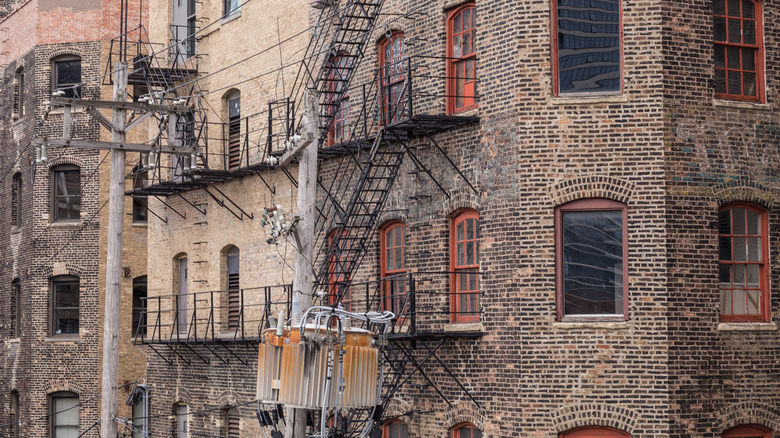 Chicago tenement buildings