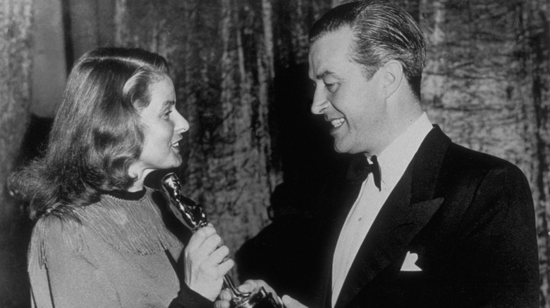 Ingrid Bergman holding oscar statue