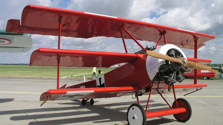 Replica Fokker triplane