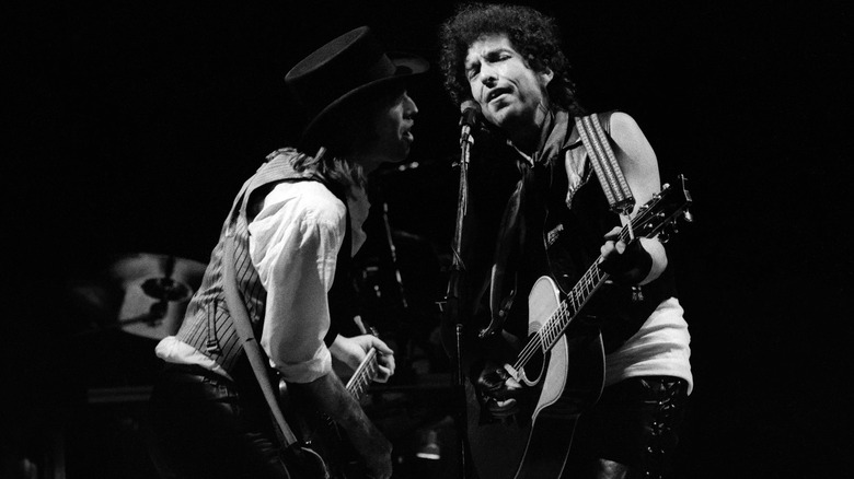 Bob Dylan singing with Tom Petty