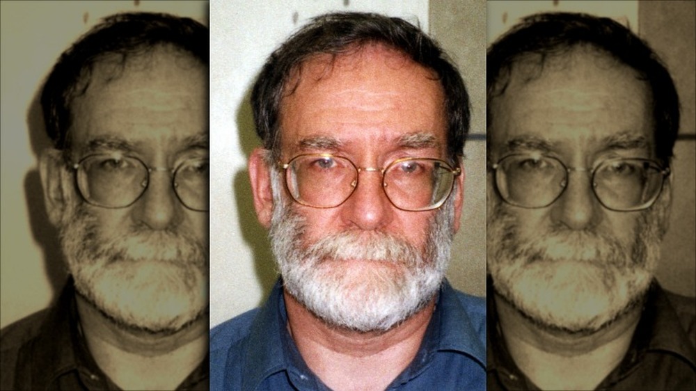 harold shipman with glasses and beard