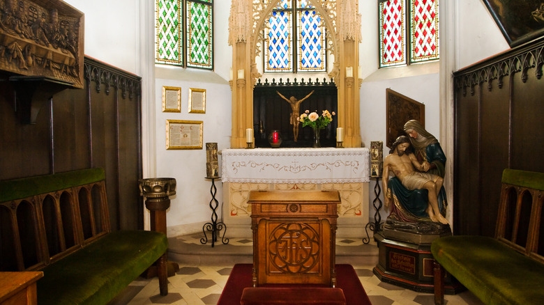 Catholic chapel and altar ina German castle