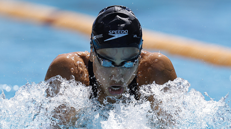 Ana Carolina Vieira in pool