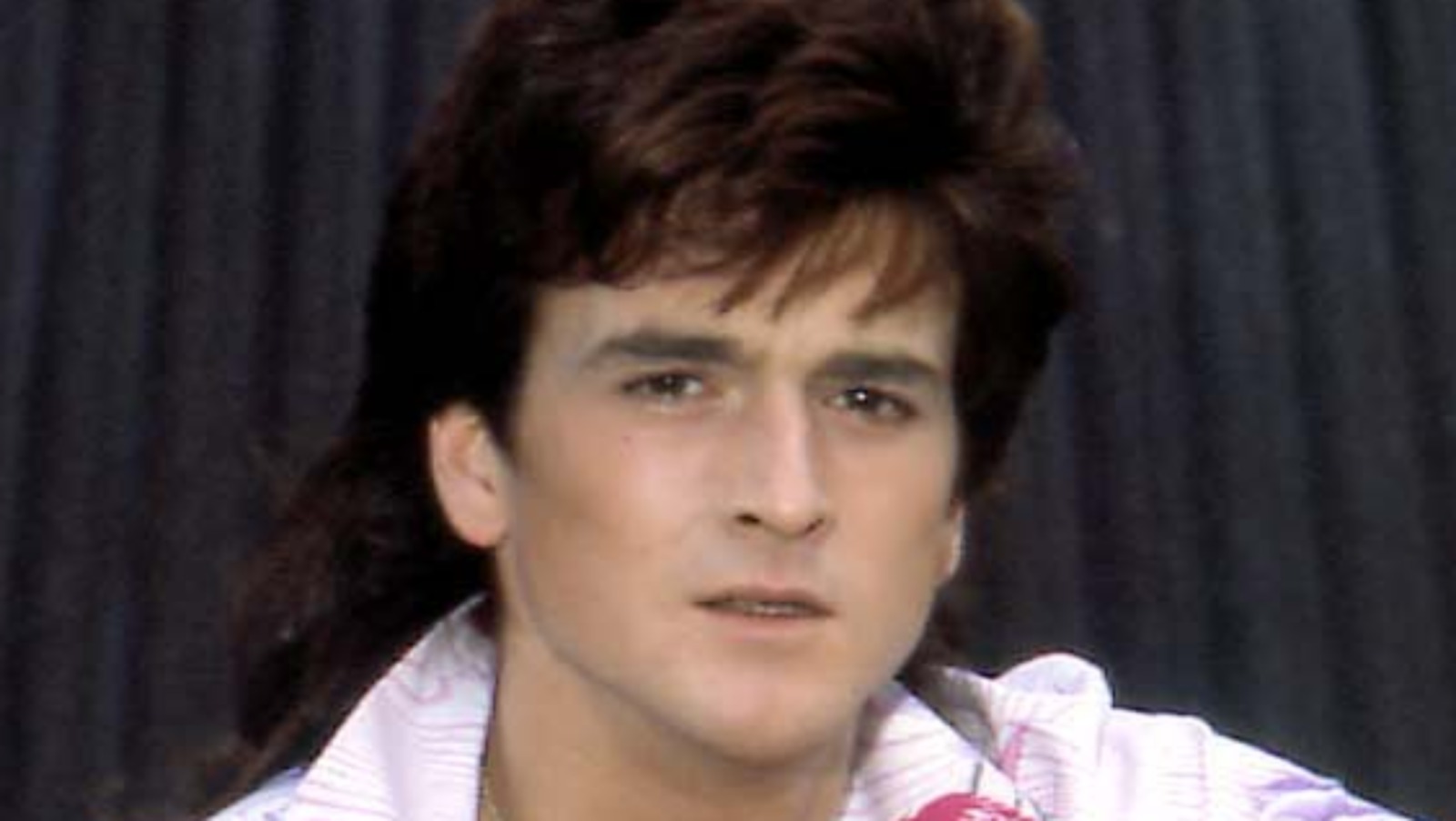 Les mckeown love is just a breath. Bay City Rollers 1975. Дуг МАККЕОН. Les MCKEOWN net Worth. Les MCKEOWN last photo.