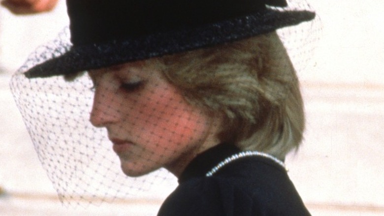 Princess Diana black hat, veil