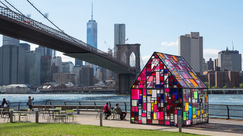 Kolonihavehus in Brooklyn Bridge Park