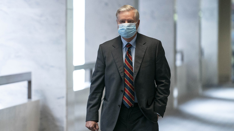 Sen. Lindsey Graham wearing a mask