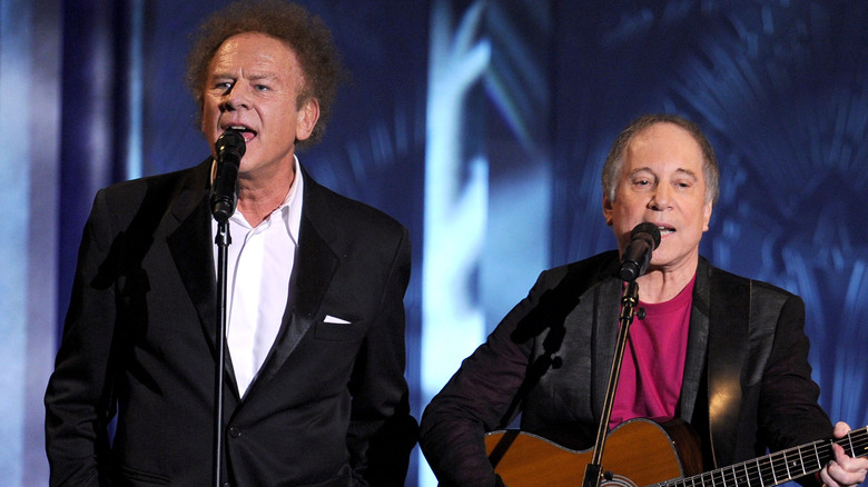 Paul Simon and Art Garfunkel singing