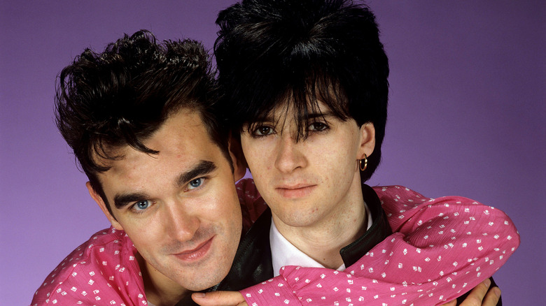 Morrissey and Johnny Marr posing