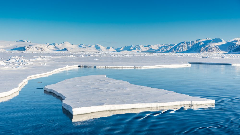 Melting arctic ice