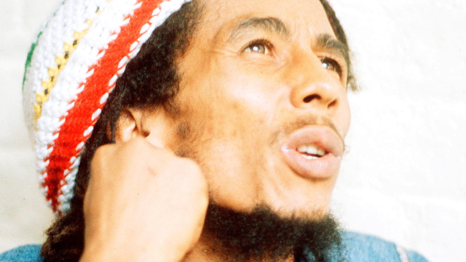 Meaning of No Woman, No Cry (Live) by Bob Marley & The Wailers