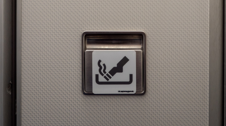 Ashtray on new plane