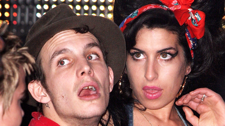 Amy winehouse and Blake Fielder-Civil in 2007