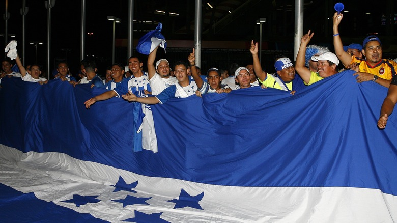 Honduran soccer fans 