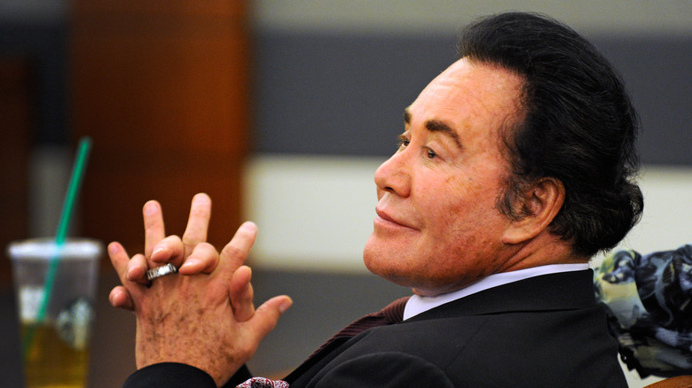 Wayne Newton with folded hands, 2012