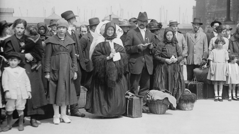 Ellis Island immigrants