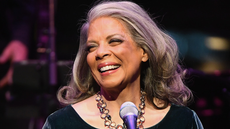 patti austin looking off onstage