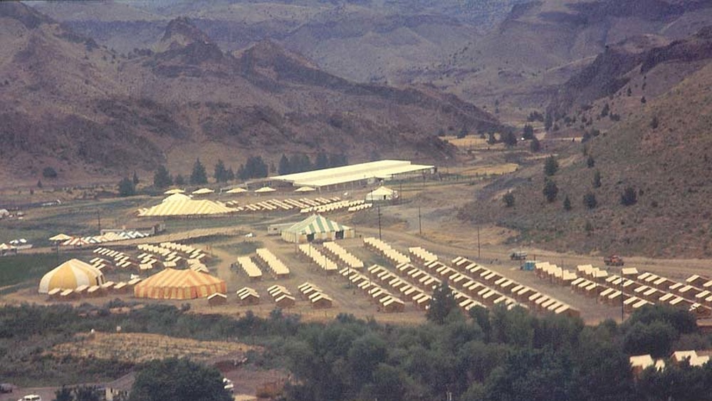 tent city at Rajneeshpuram