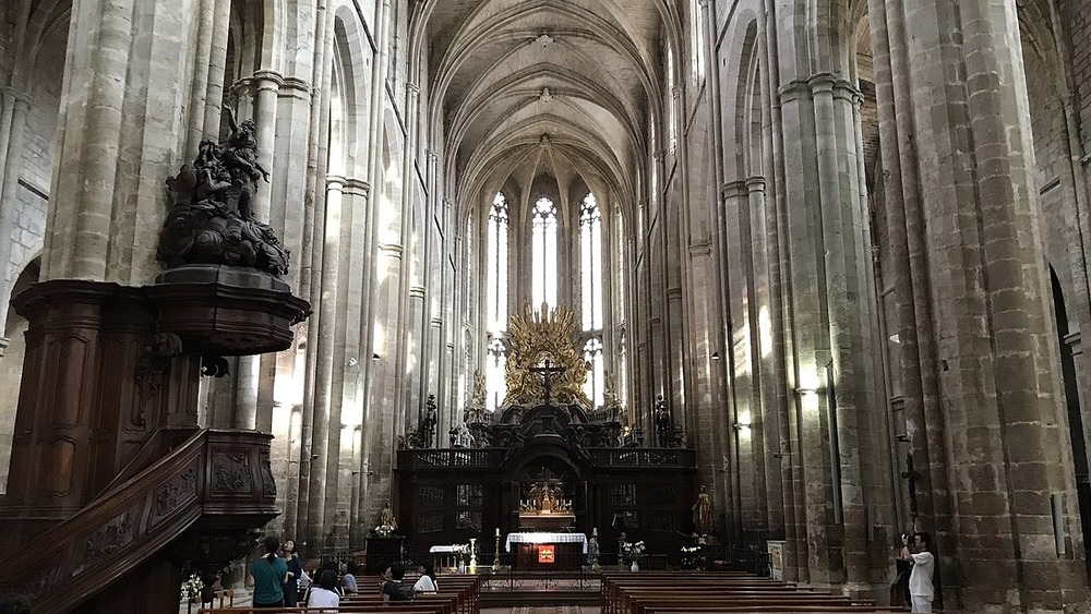 Interior, St. Maximin Basilica