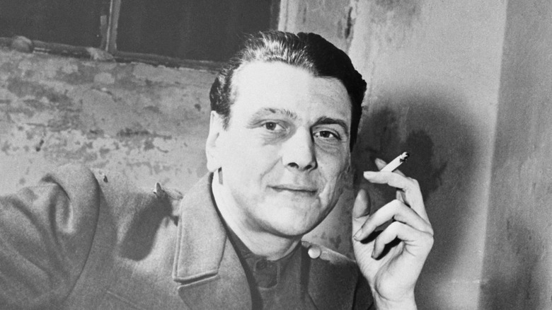 Otto Skorzeny smoking