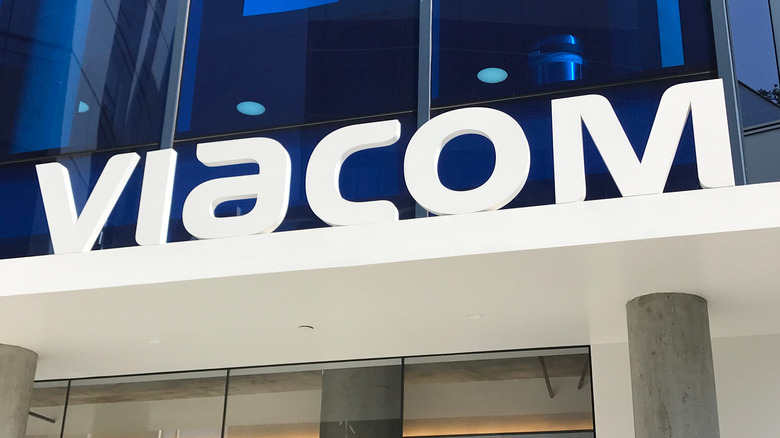 Viacom sign