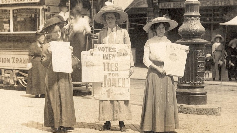 Women suffragettes 