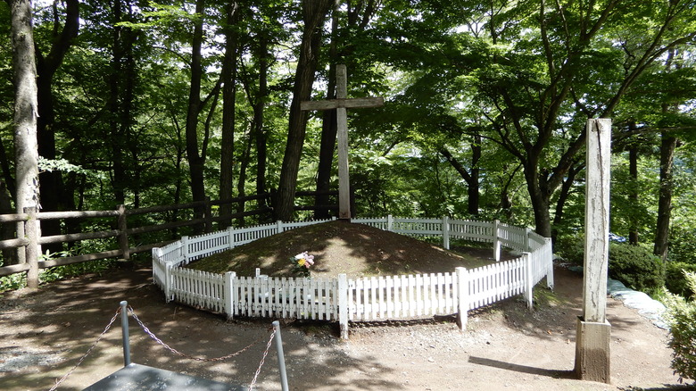 tomb of jesus in shingo japan