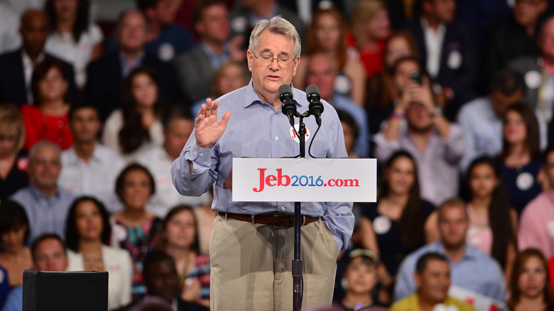 Don Gaetz speaking at an event