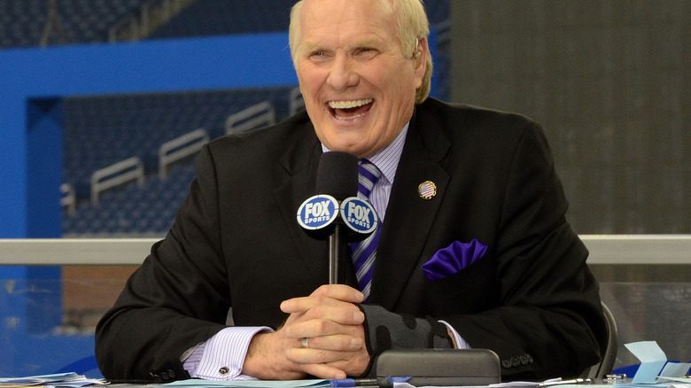 Terry Bradshaw laughing commentary desk