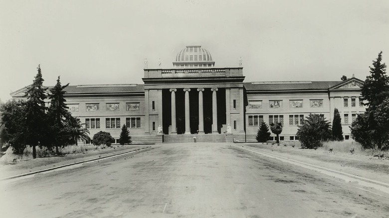 Stanford museum areound 1900