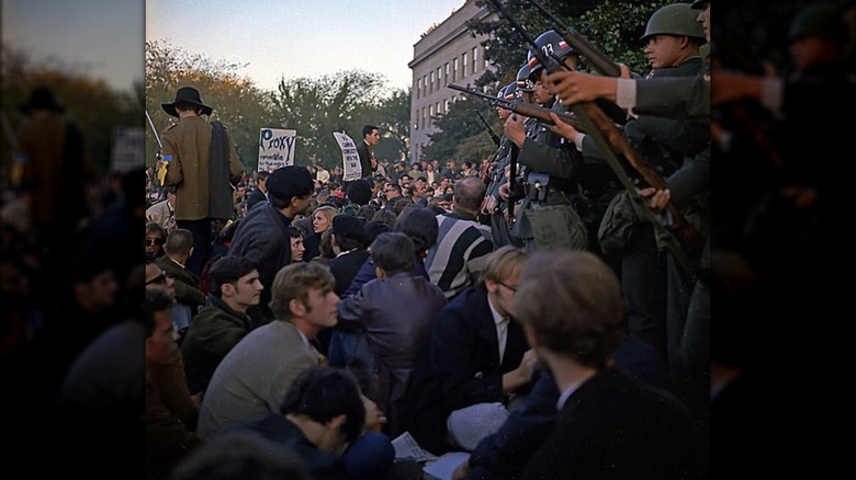 Protesters at 1967 March on the Pentagon