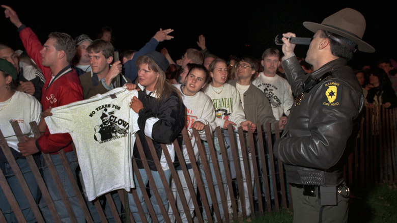 Protesters outside John Wayne Gacy's execution