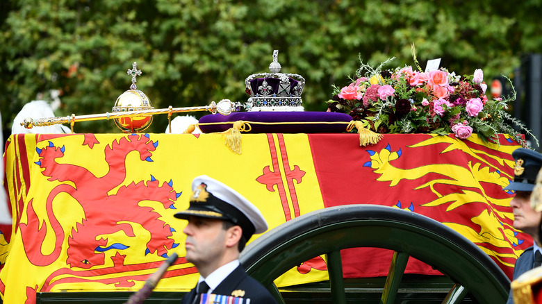 Queen Elizabeth II coffin 