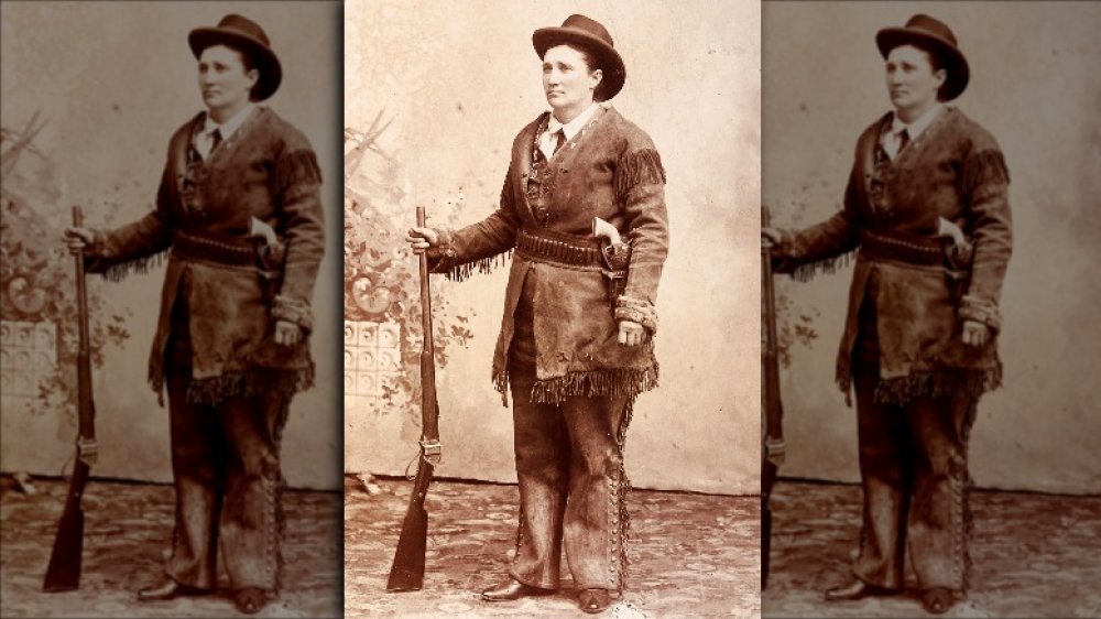 An early view of Calamity Jane wearing buckskins, 1880s