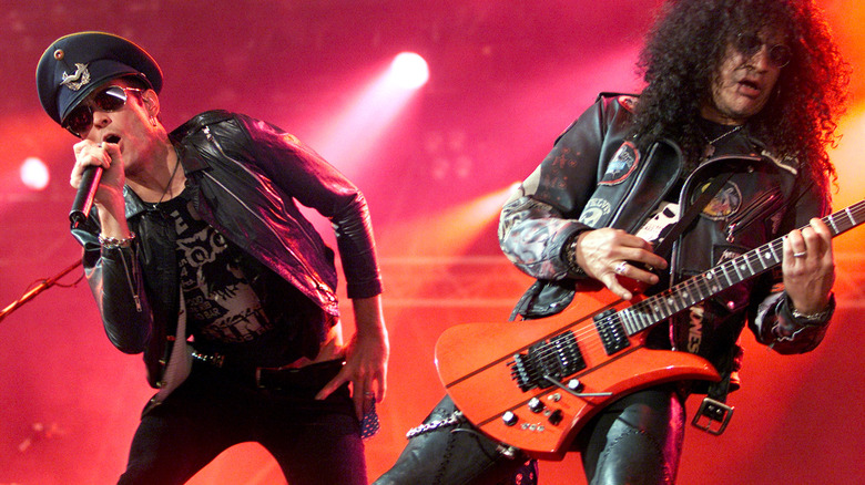 Scott Weiland and Slash performing on stage