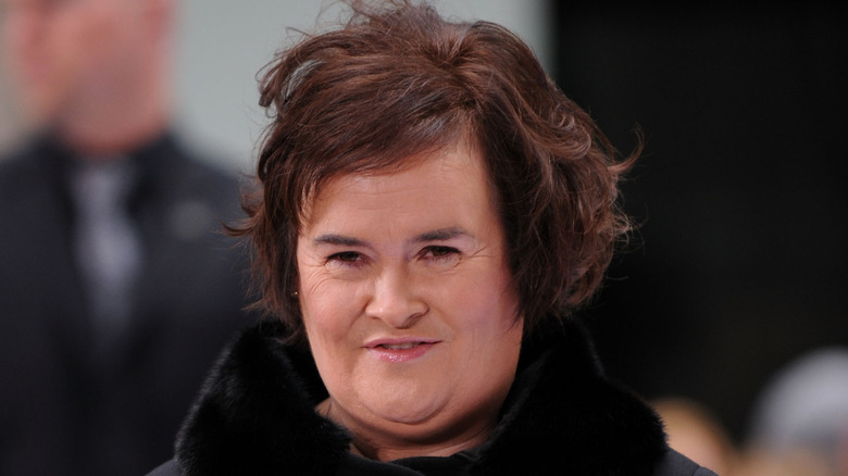 susan boyle wincing fur coat