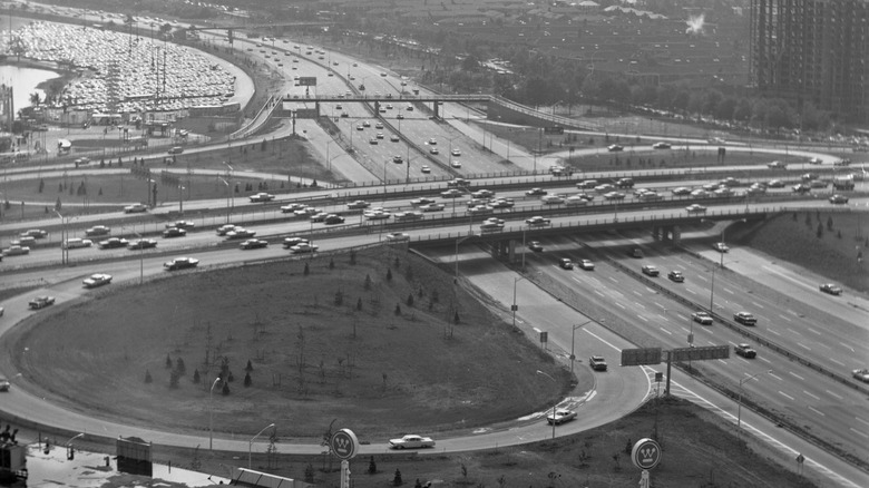 traffic on the L.I. Expressway 