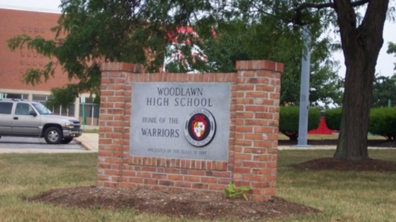 Woodlawn High School sign